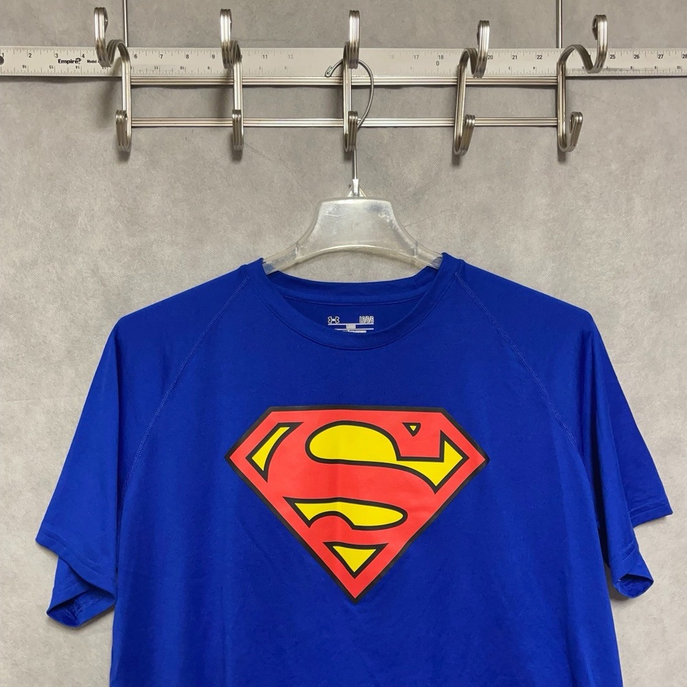 Under Armour Shirt Men L Activewear Superman Loose Heatgear Superhero Marvel Tee